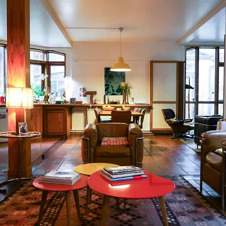 Appartamento Spacious Cocoon With Garden